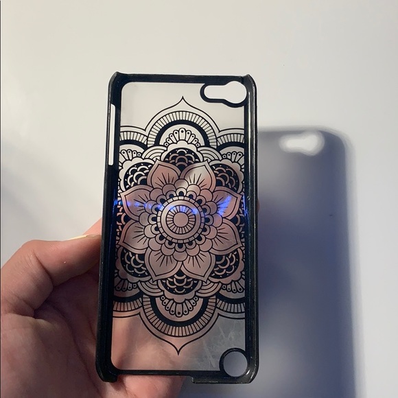 iPod touch case - Picture 2 of 6